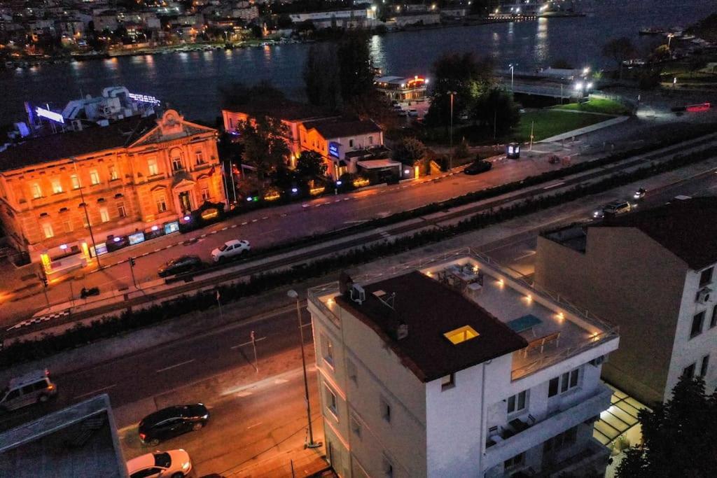 Waterfront Apartment By The Tram - Terrace With Dome & Golden Horn View In Fatih Stambuł Zewnętrze zdjęcie