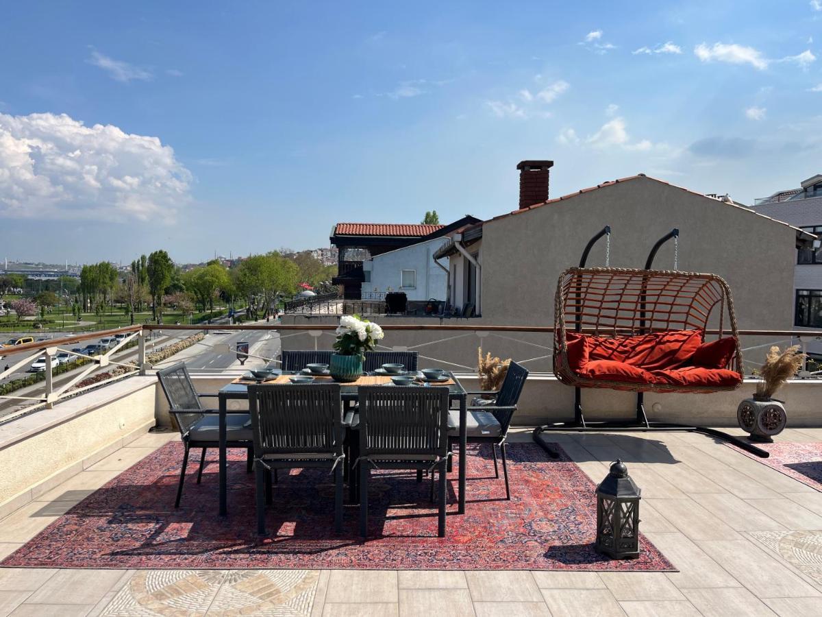 Waterfront Apartment By The Tram - Terrace With Dome & Golden Horn View In Fatih Stambuł Zewnętrze zdjęcie
